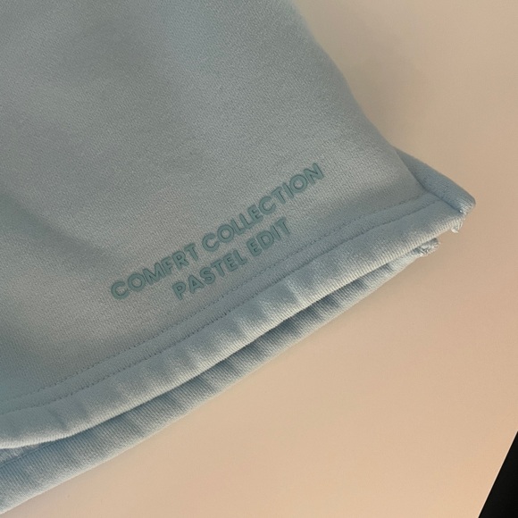 Comfy Light Blue Hoodie for Women SET with shorts - Picture 3 of 4